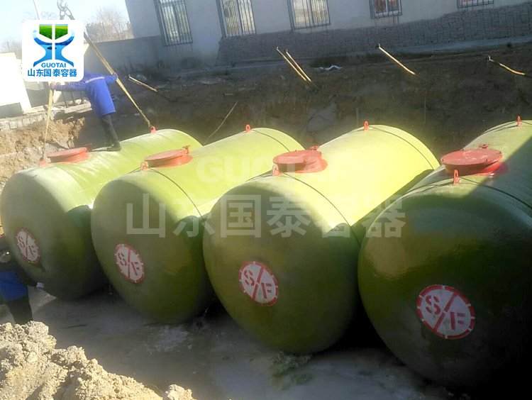 儲(chǔ)罐安裝現(xiàn)場