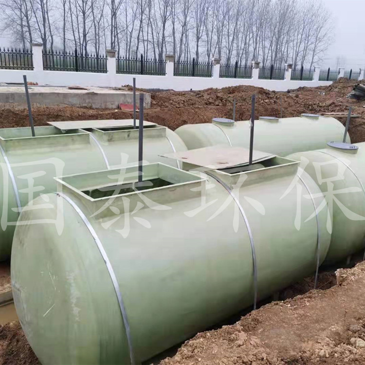 油罐施工現(xiàn)場